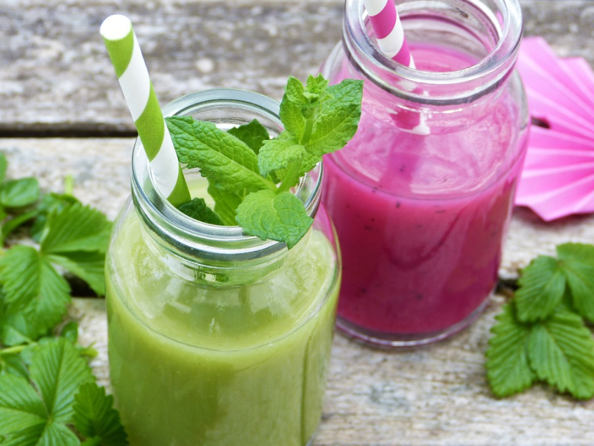 green and pink smoothies